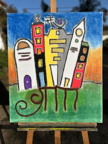 Pintura vertical 'A Morada do Espírito Coletivo'. Um grupo de edifícios estilizados e coloridos (vermelho, amarelo, branco, cinza) inclina-se conjuntamente sob um céu azul e laranja. Na base de relva verde vibrante, uma linha castanha desenha uma espiral gestual.