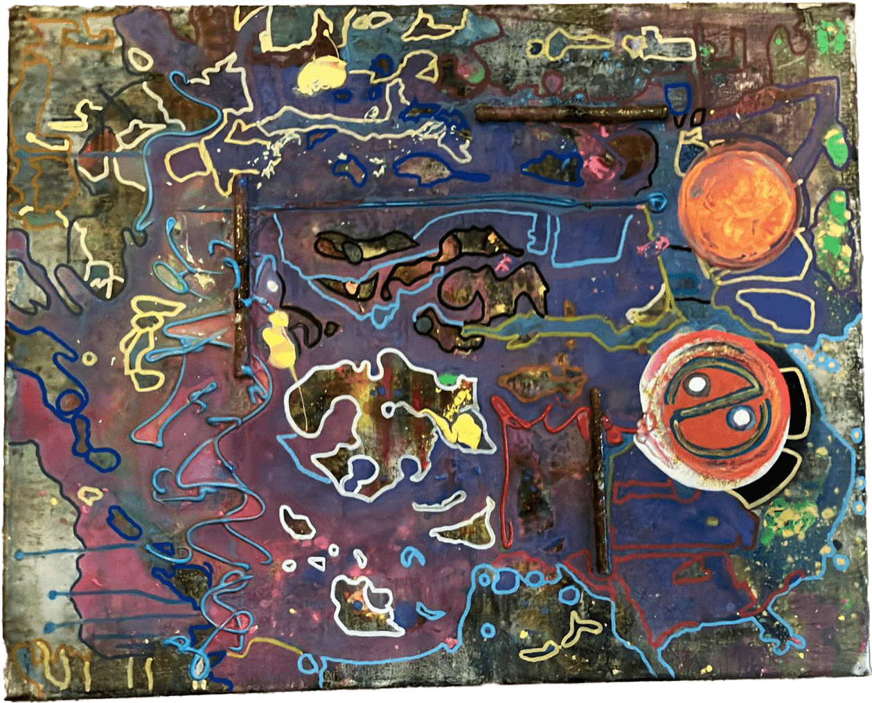 Pintura de técnica mista 'Instante Improvisado'. Sobre um fundo abstrato roxo e azul com garatujas ciano e amarelas, três varas oxidadas estão coladas à tela. À direita, flutuam uma esfera laranja e um círculo vermelho e branco com símbolos gráficos.