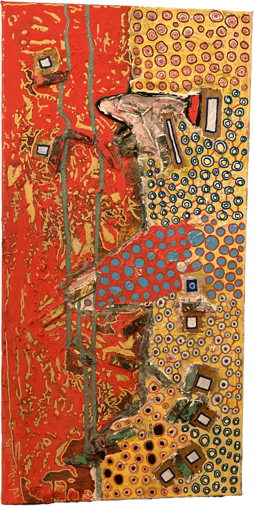 Pintura horizontal 'Território de Intensidades'. O lado esquerdo é dominado por vermelho vibrante e líquido com linhas verdes verticais. O lado direito é amarelo, coberto por um padrão de círculos concêntricos vermelhos e verdes que lembram olhos ou células. Ao centro, um desenho esquemático de uma cabeça de perfil com pequenas janelas quadradas une as duas áreas.